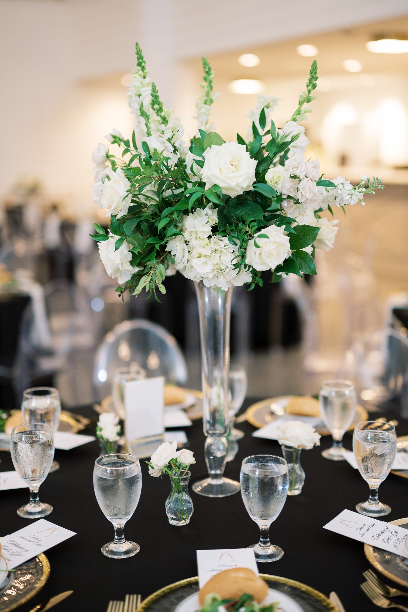 White Garden Rose in Centerpieces Tyler tx